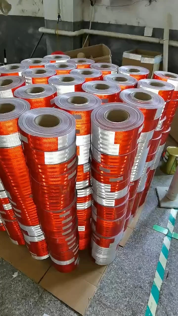 Jerrytape DOT-C2 Kırmızı ve Beyaz Yansıtıcı Bant Su Geçirmez Araç ve Gemi Güvenliği İşaretleri için Yansıtıcı Uyarı Kemeri 1