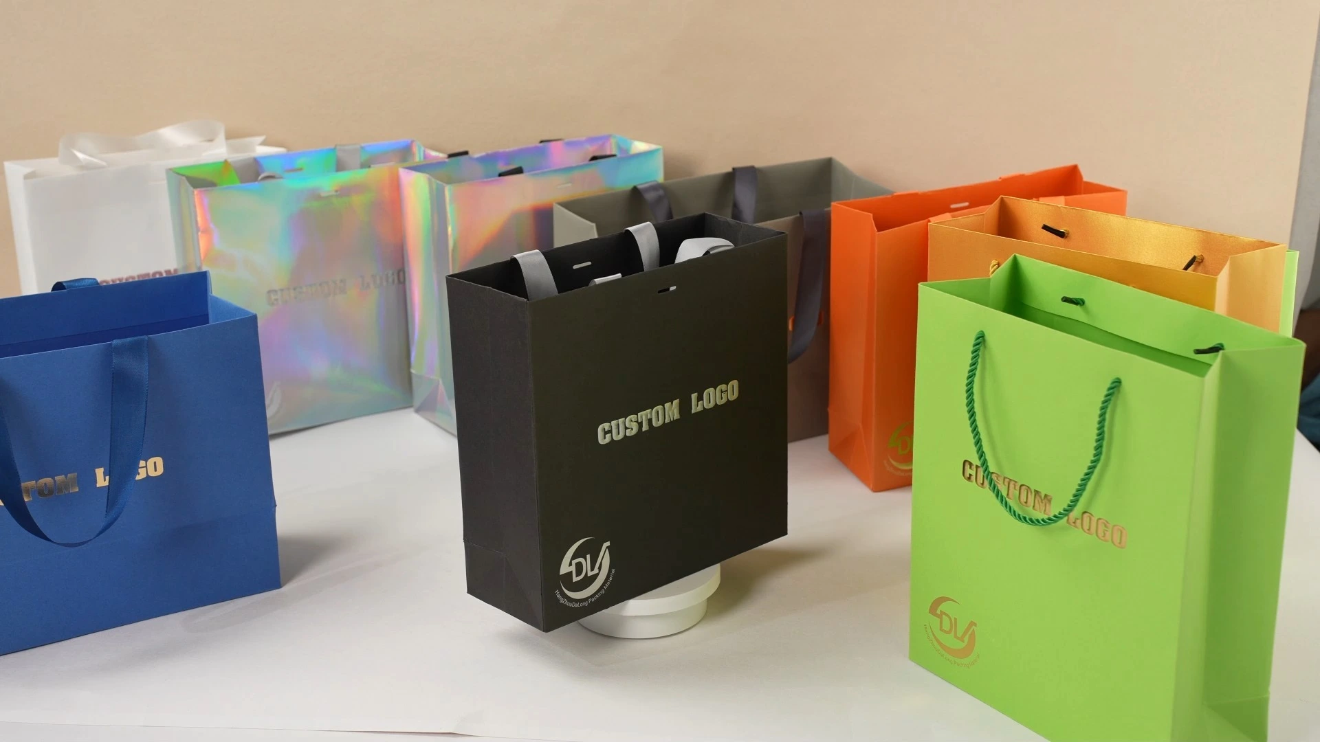 Wholesale Custom Printed Brand Logo Design Promotion special Luxury Clothing small Gift Shopping jewelry women Paper Bag 1