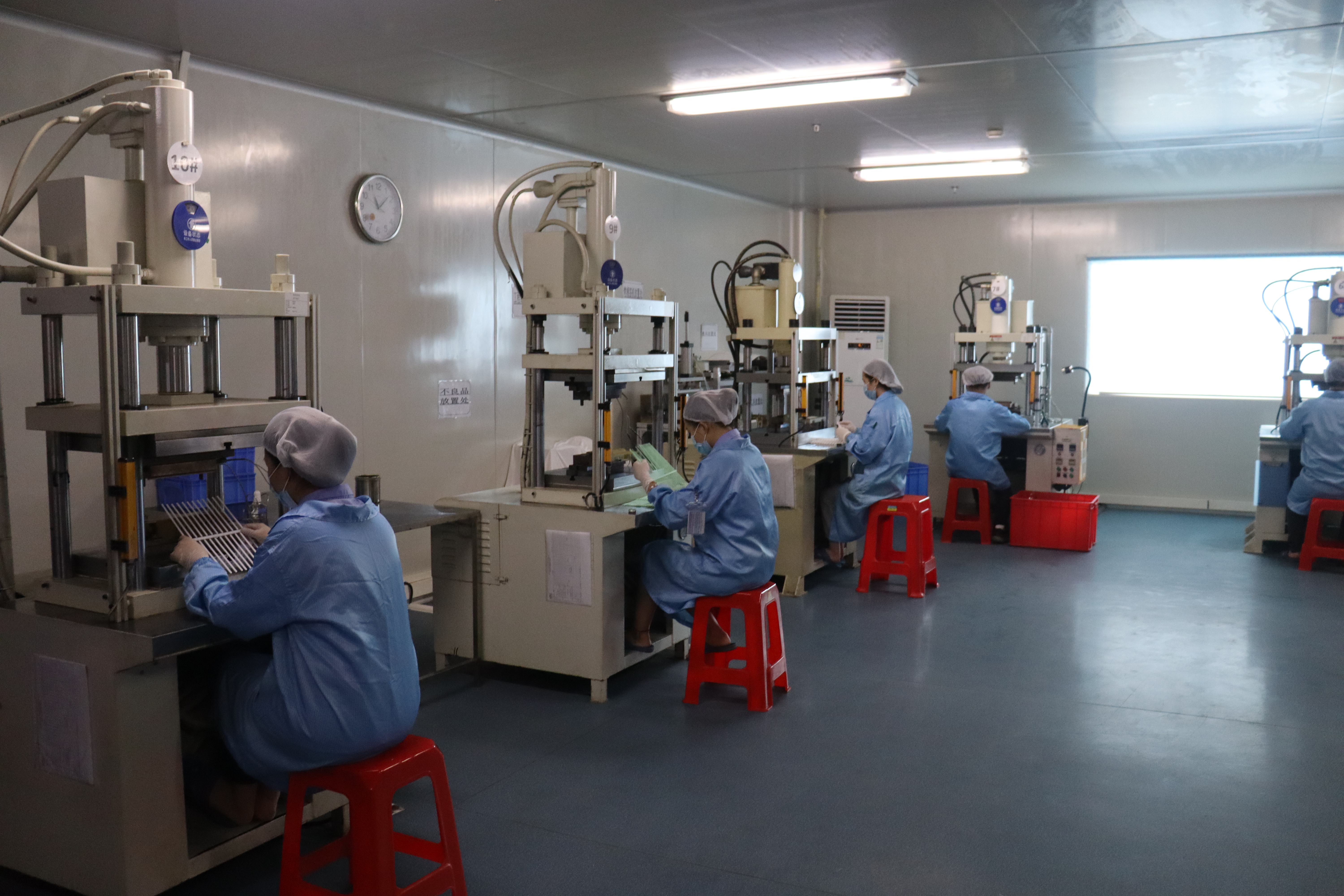 Cleanroom Swabs, Wipes Manufacturer & Supplier | Cleanmo