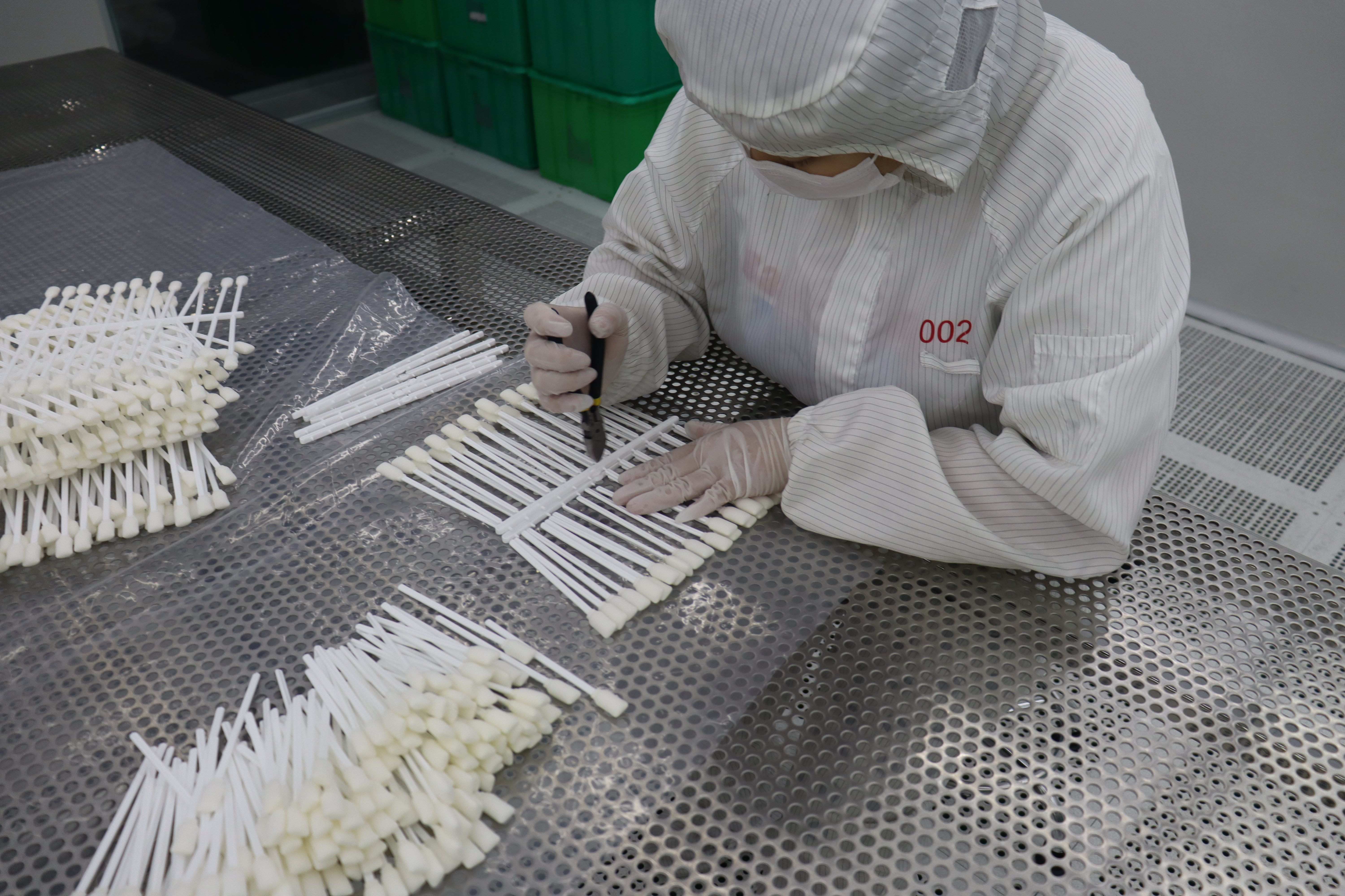 Cleanroom Swabs, Wipes Manufacturer & Supplier | Cleanmo