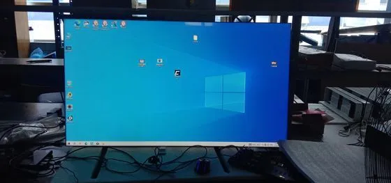 55-Zoll-LCD-Videowanddisplay 500 Nits LCD-Spleißbildschirm LTI550HN11 1