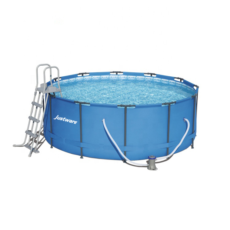 Piscina fuori terra da esterno in acciaio inox personalizzata 1