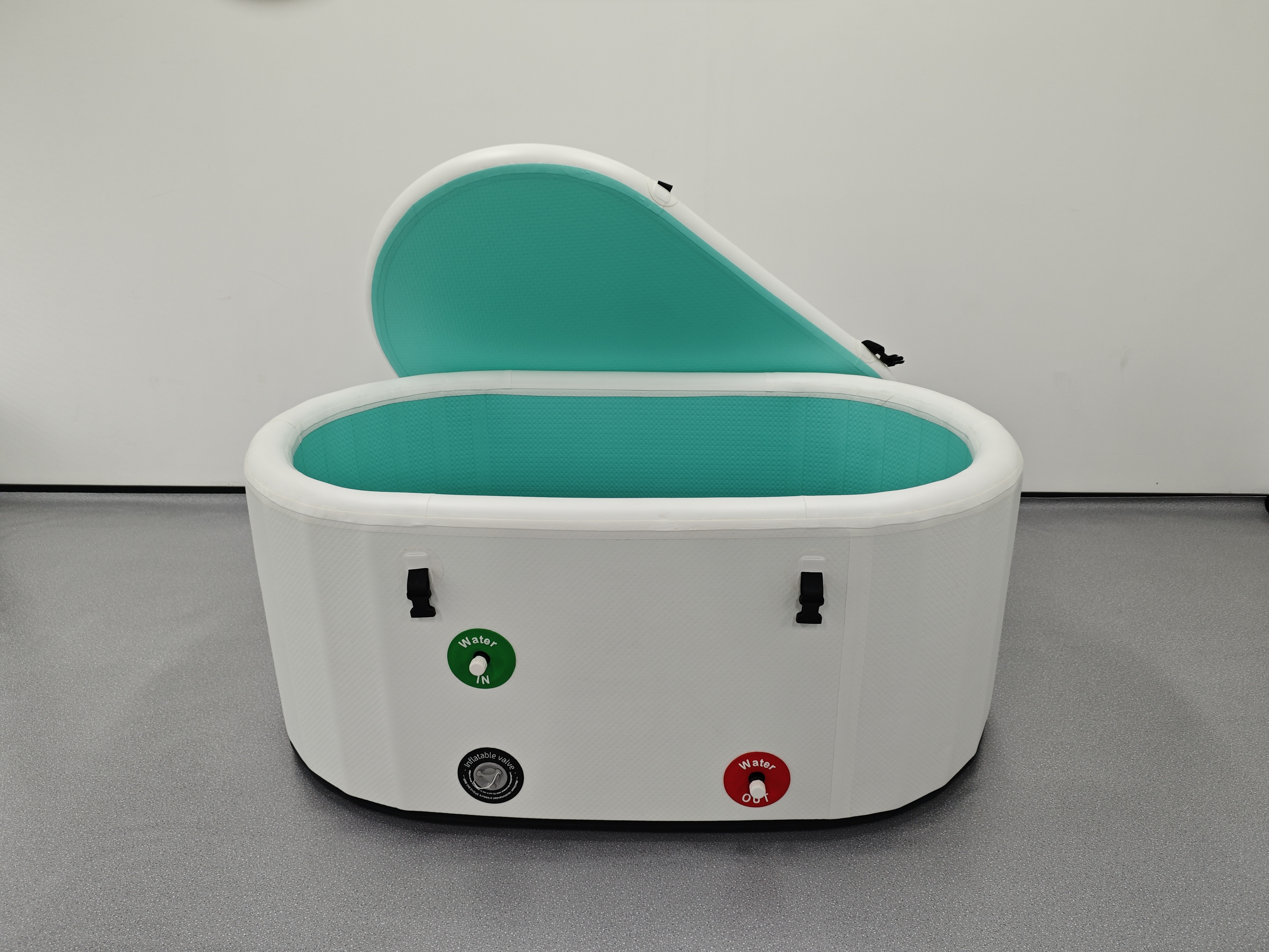 OEM High Quality Inflatable Portable Ice Bath Tub Outdoor Indoor Cold Plunge with Sports Recover 4