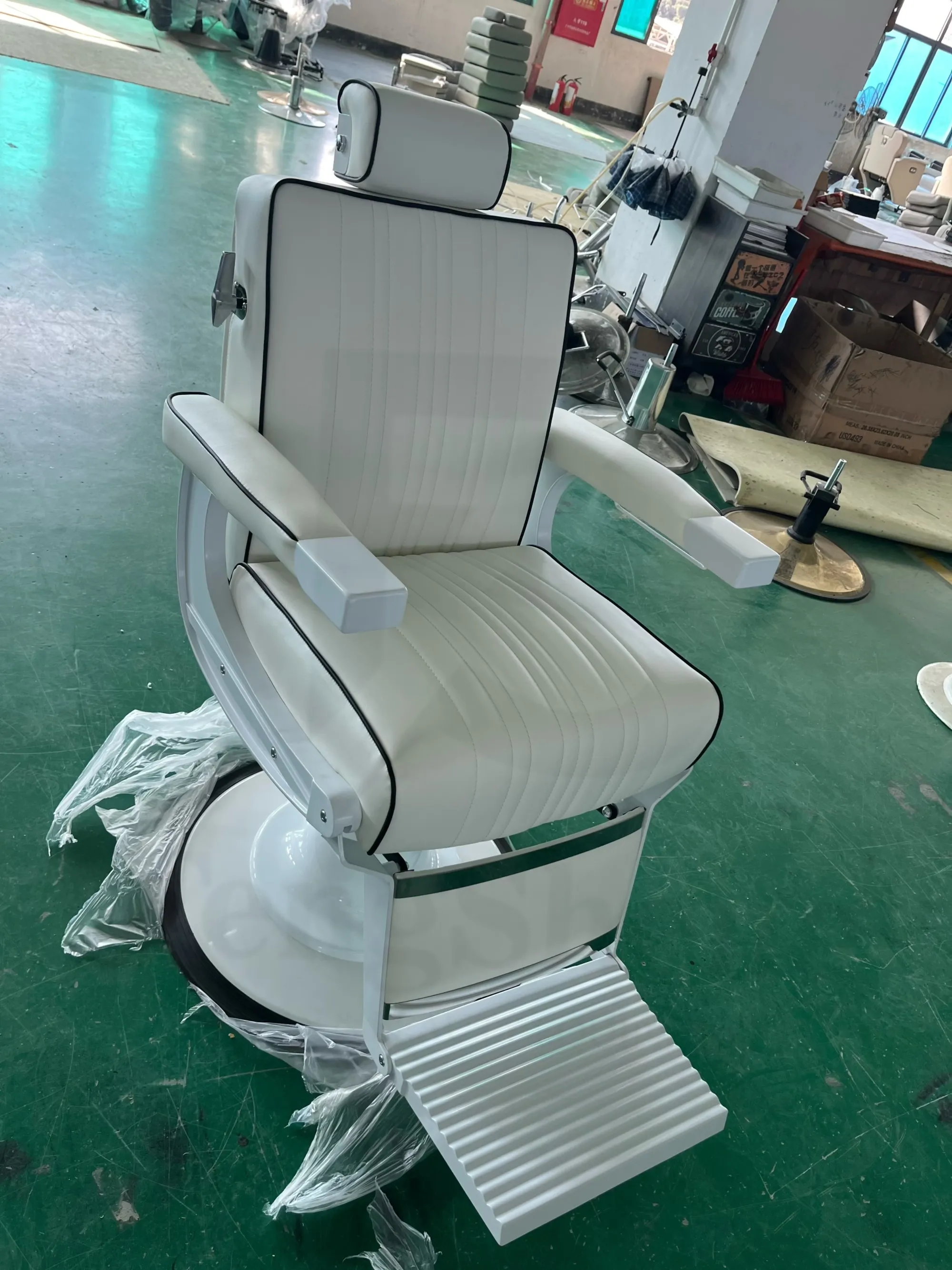 High End Beauty Supply Equipment Furniture Modern design for Business 4