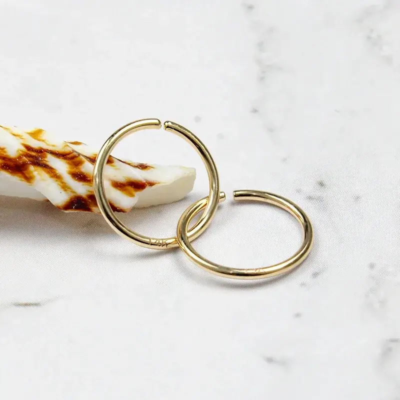 Latest14k Gold Lip Ring No Stone T/T 5