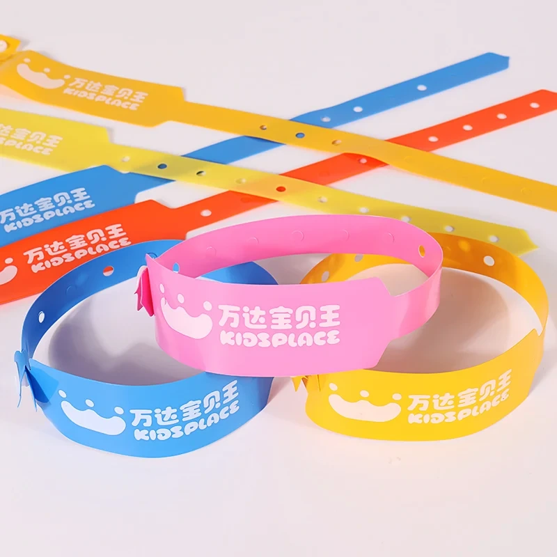 Braccialetti Tyvek personalizzati in più colori all'ingrosso per eventi 1