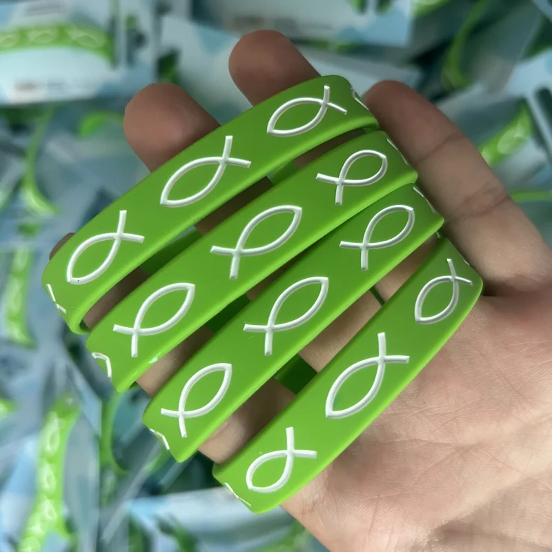 Kundenspezifisches grünes Silikonkautschuk-Armband mit Logo 4