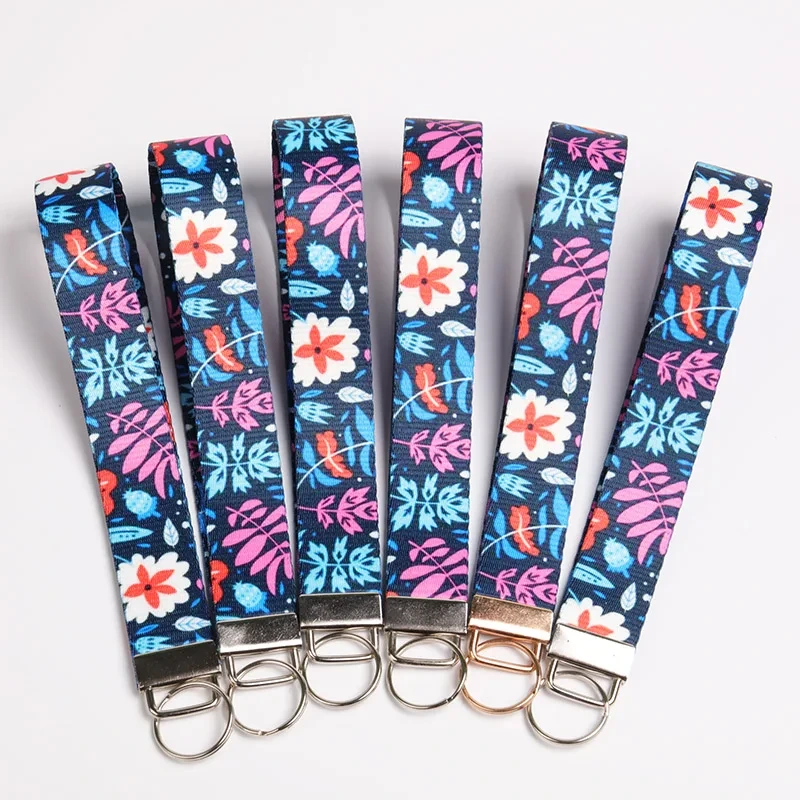 Șnur personalizat pentru mânecă florală, cu suport pentru breloc 1