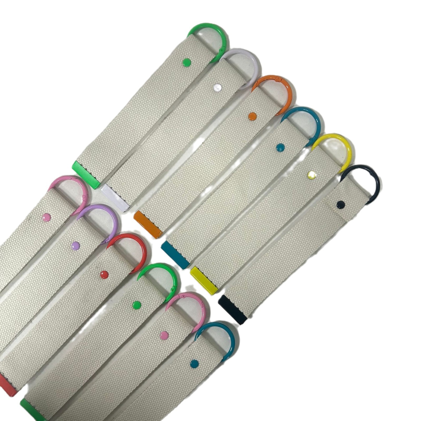 Fabrikspezifisches Polyester-Lanyard in leuchtenden Farben, kurzer Schlüsselanhänger mit Handgelenkschlaufe und Metallring 7