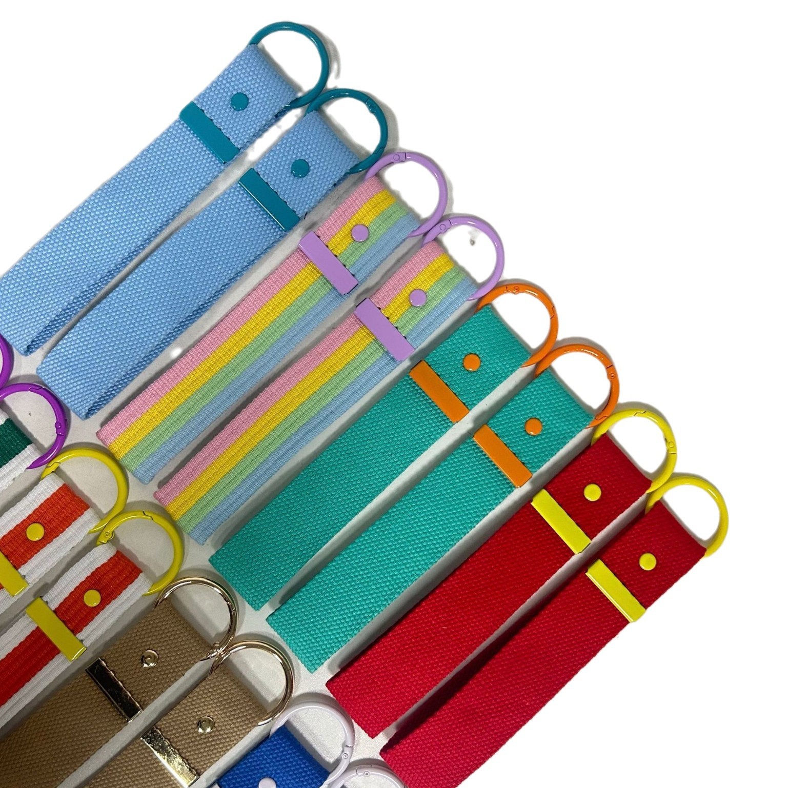 Fabrikspezifisches Polyester-Lanyard in leuchtenden Farben, kurzer Schlüsselanhänger mit Handgelenkschlaufe und Metallring 5