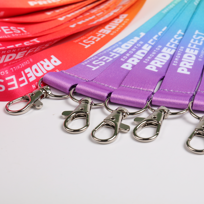 Lanyardfabrikant in China Op maat gemaakt polyester gepersonaliseerd lanyard met metalen clip 7