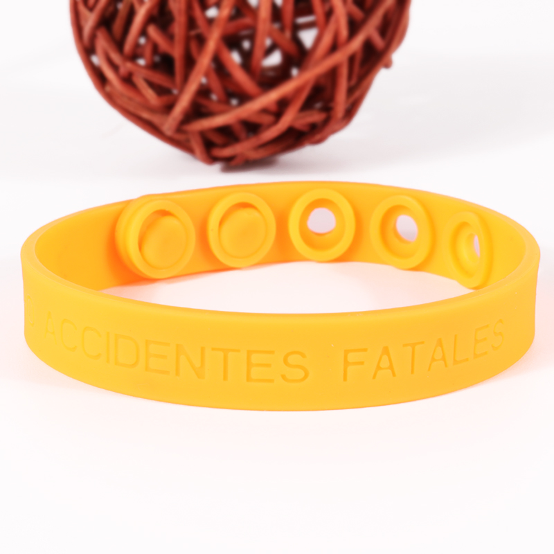 LOVECOLOUR Gelang Tangan Silikon Boleh Laras Kilang dengan Berlubang 6