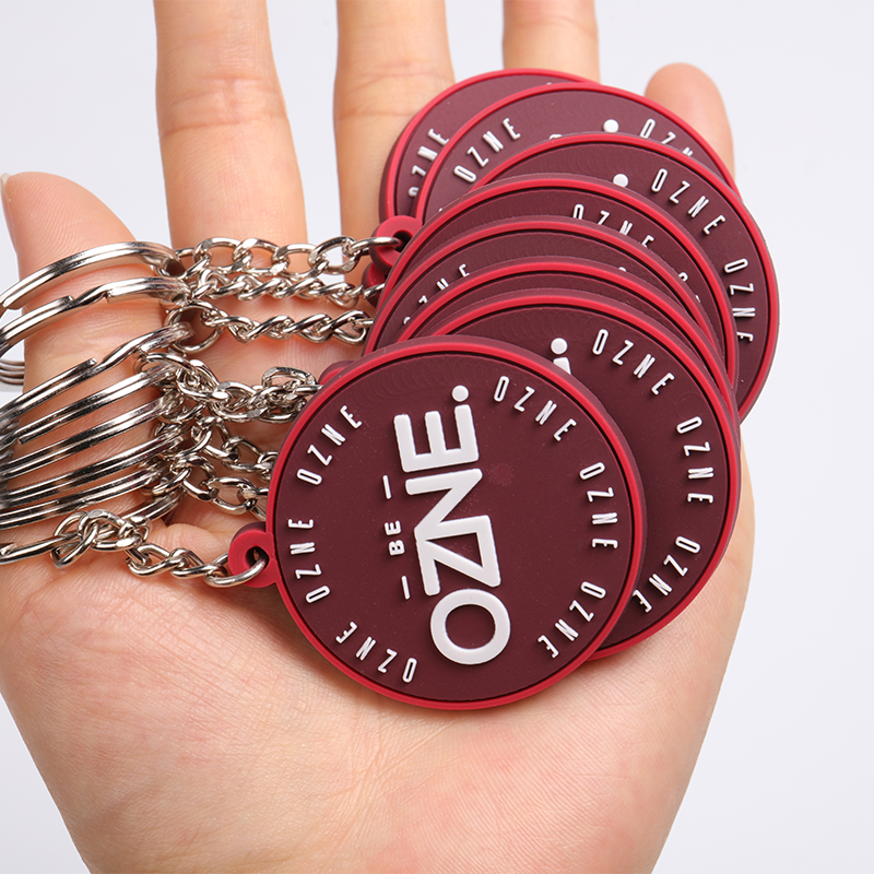 Customized Round PVC Keychain Custom No Minimum Logo Rubber 3d Soft PVC Keychain Key Ring 8