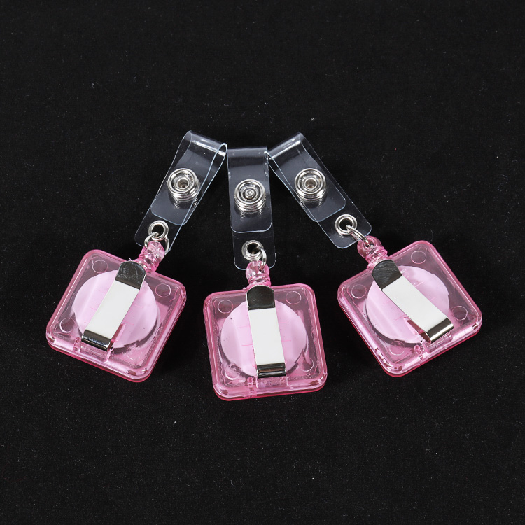 Egendefinert rosa plastklipsmerkeholder Reel Square uttrekkbar tilpasset logo 3