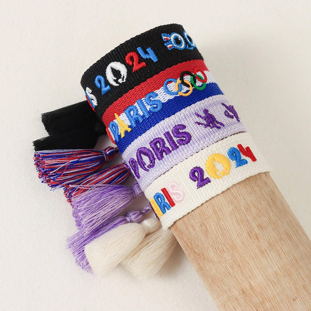 Individuell bestickte Quastenarmbänder, verstellbares Strickseilarmband 1