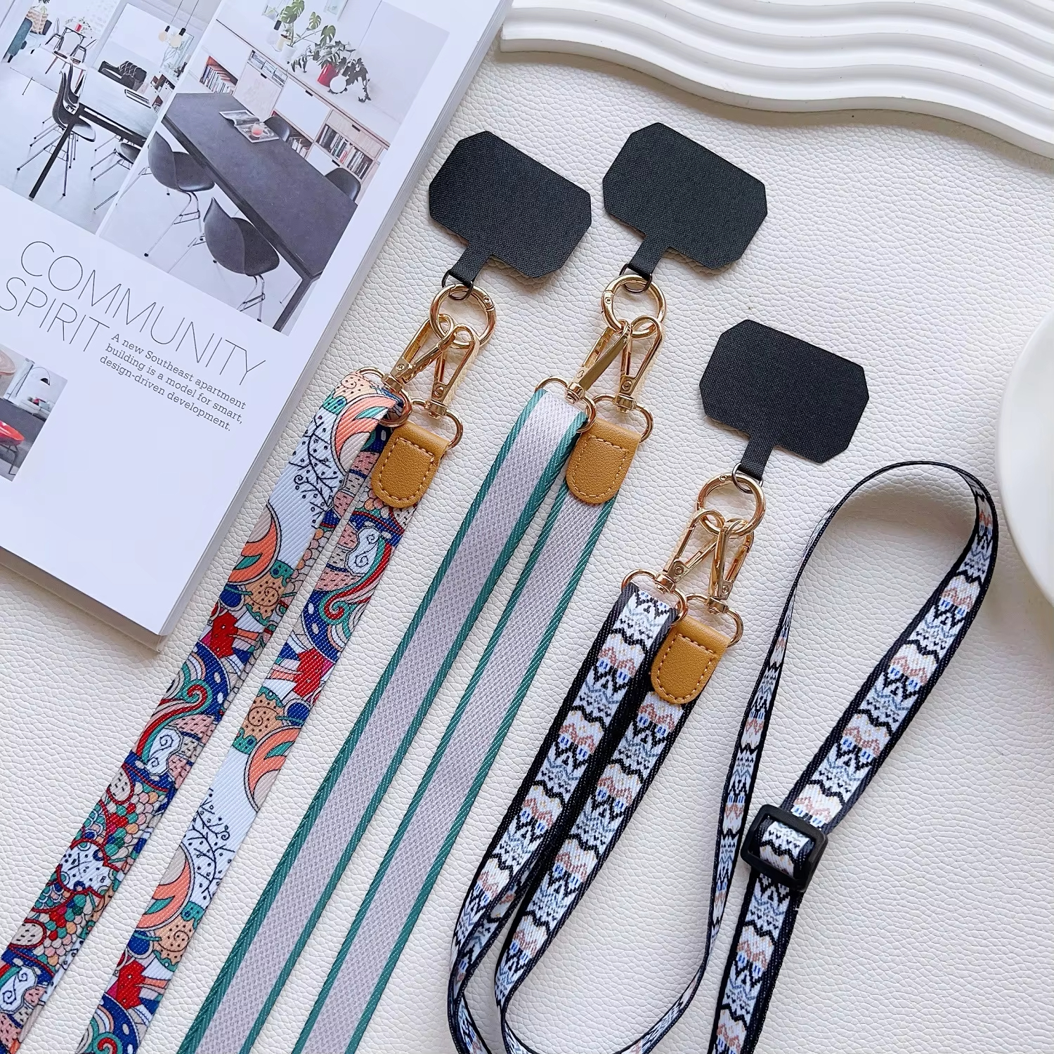 Custom Adjustable Lanyard Crossbody Phone Lanyard With Patch 1