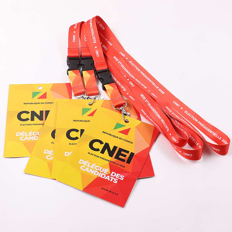 Lanières personnalisées avec cartes PVC et boucles détachables | LOVECOLOUR 6
