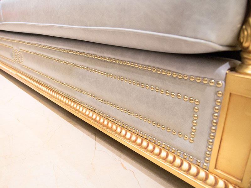 solid wood traditional couches manufacturer for guest room James Bond 3