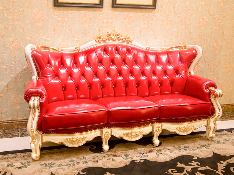 James Bond classical sofa design 14k gold and solid Red A2791 6