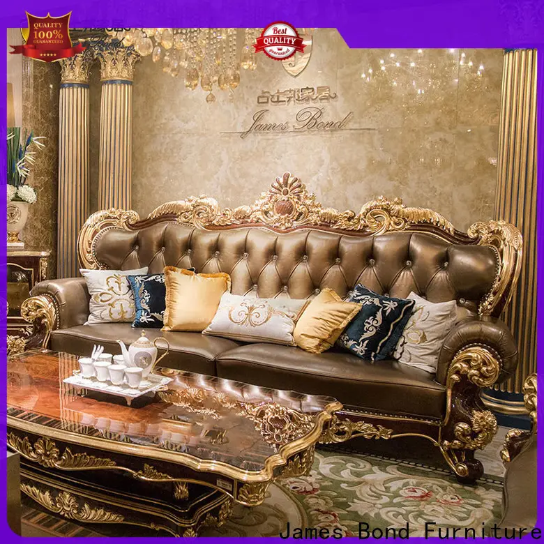 Le canapé en cuir blanc James Bond est disponible pour la chambre d'amis 1