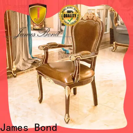 James Bond (avec une entreprise de vente en gros de chaises de salle à manger pour hôtel) 1