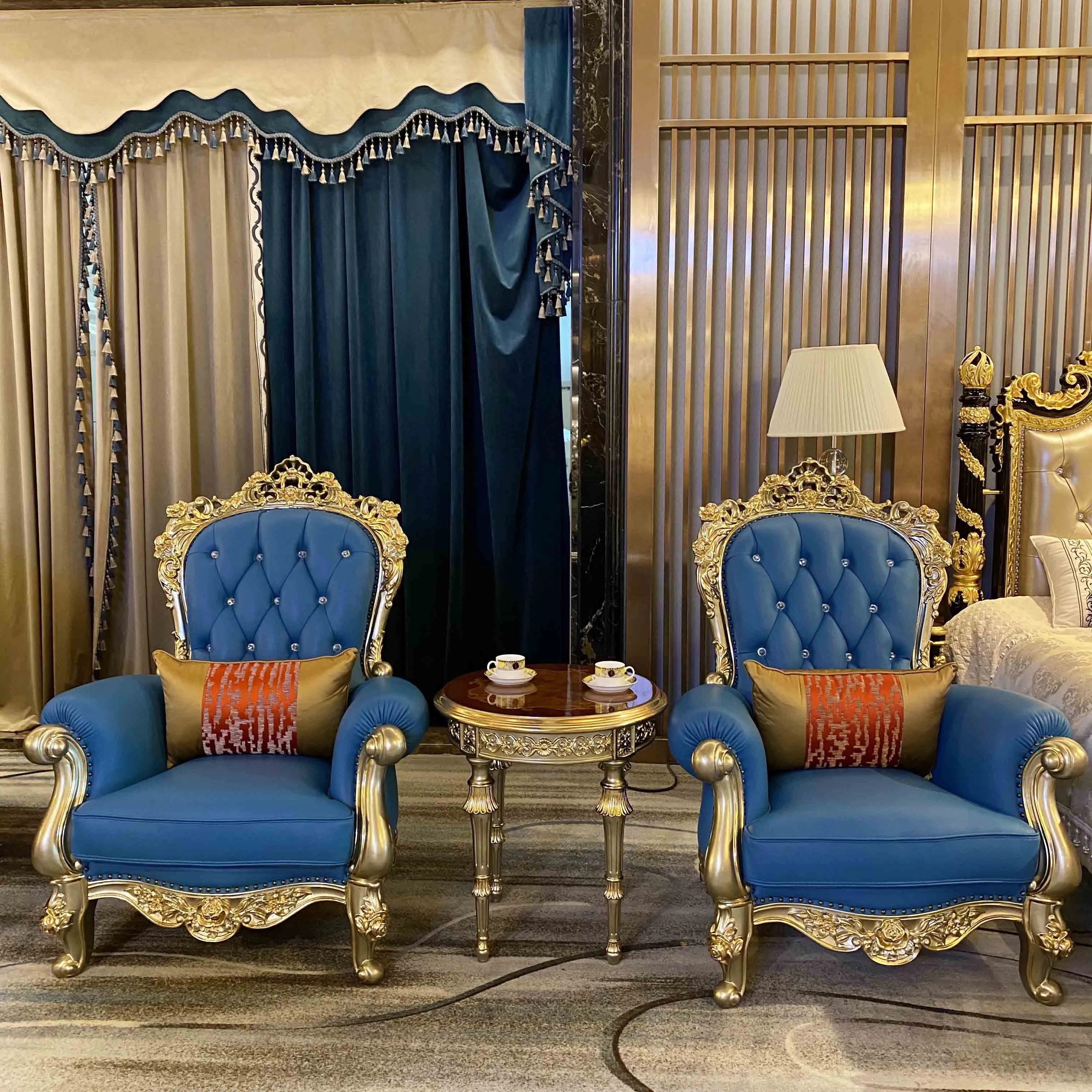 Classic furniture Italy gold leaf classic furniture 1