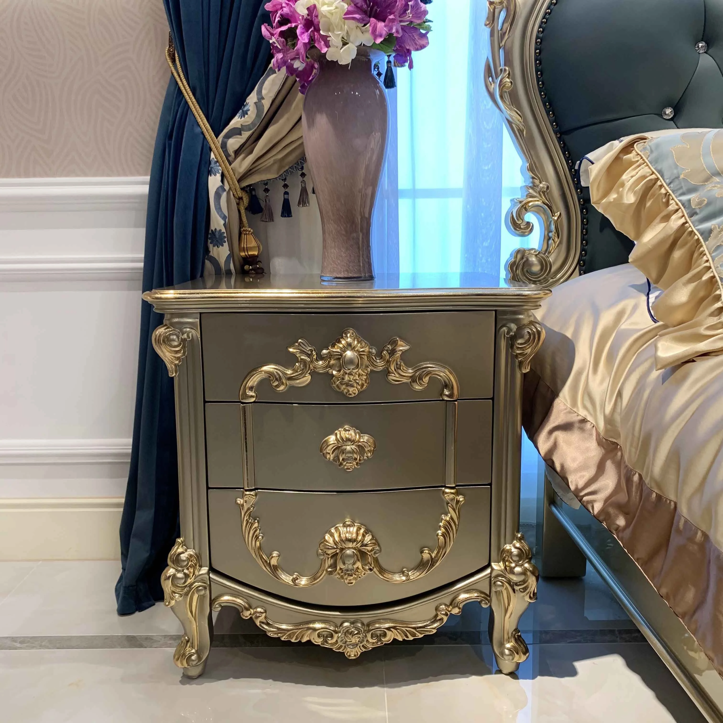 Classic bedroom furniture classic bedside table with gold leaf 1