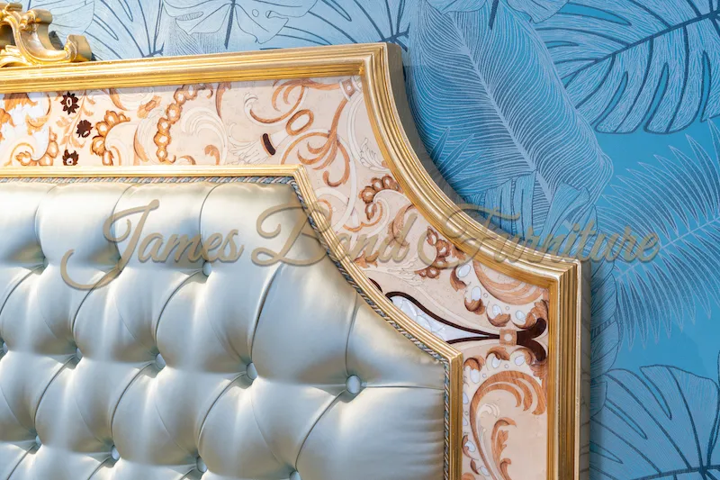 Bed Traditional Manufacturer 3
