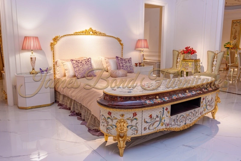 Italian Bedroom Furniture King Size Luxury Bed For luxury villas 1