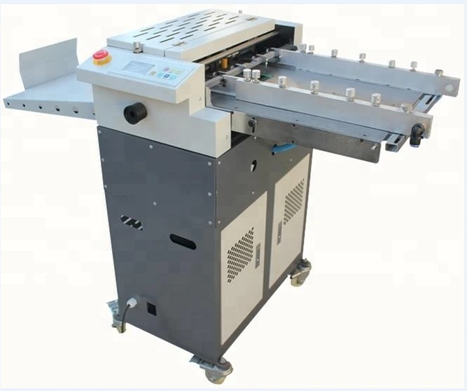 Zomagtc ステッカーハーフカッティングマシン、粘着ラベル折り目付けおよびカッティングマシン 1