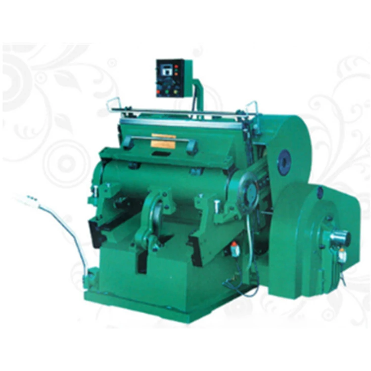 Máquina troqueladora y plegadora de cajas de cartón corrugado de 930 mm 1