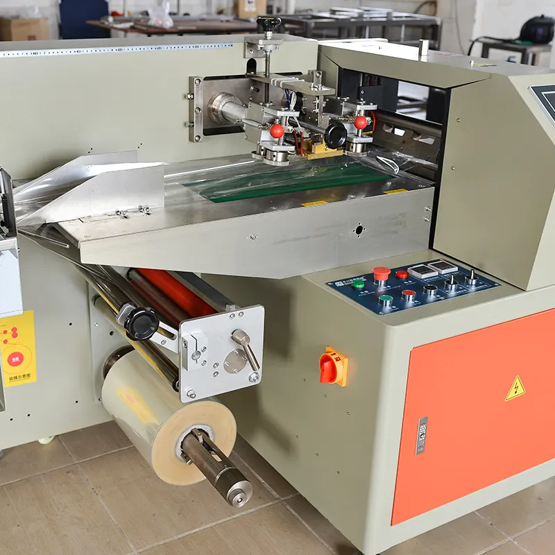 Mesin Pengemas Bantal oleh PRINCE 3