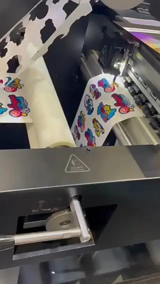 Impresora Digital Uv automática de etiquetas, rollo a rollo, troqueladora, máquina de pegatinas, máquina de impresión Digital de etiquetas autoadhesivas 1
