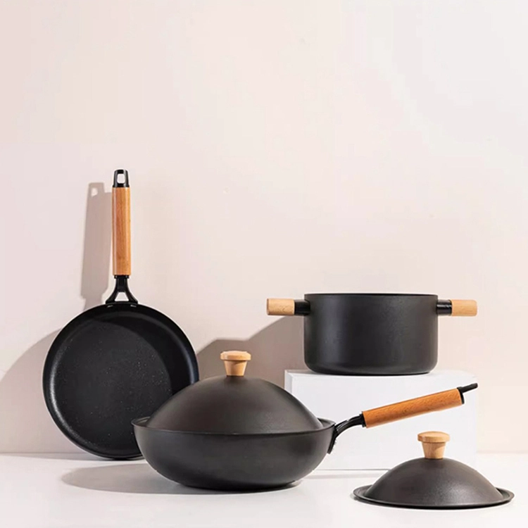 New Chinese-style Non-stick Three-piece Cookware Set 1