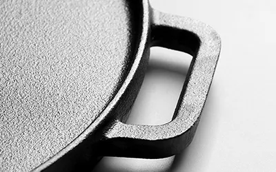 What Makes a Cast Iron Wok Different? 1