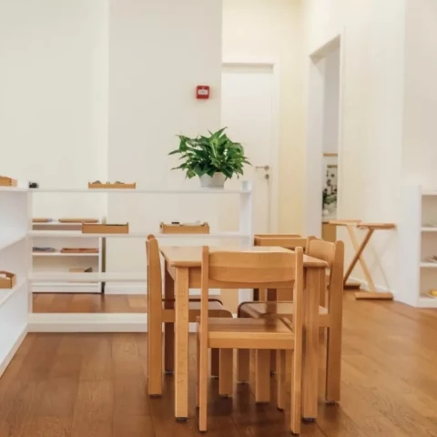 Bộ Đồ Chơi Ghế Cao Bằng Gỗ Sồi Montessori Cho Bé Mẫu Giáo 2