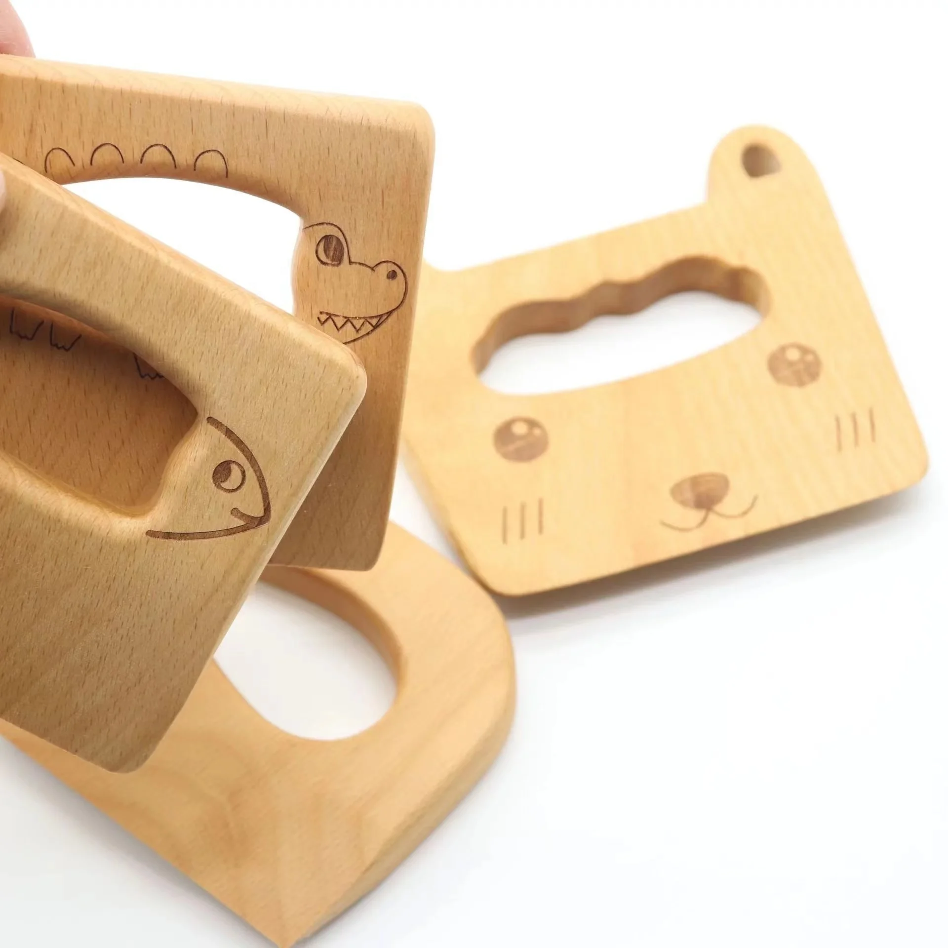 Cuchillo de cocina de madera Leaderjoy para niños para cortar verduras y frutas de forma segura 3