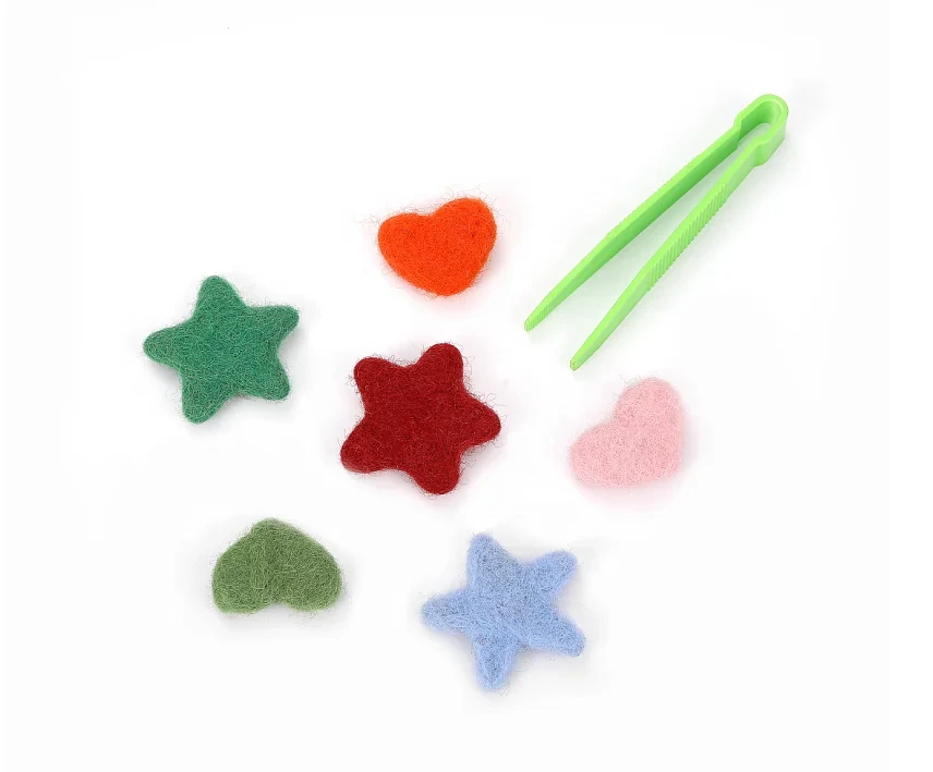 Đồ chơi giáo dục cho bé bằng len Montessori Nhíp chuyển và ngôi sao nỉ 1