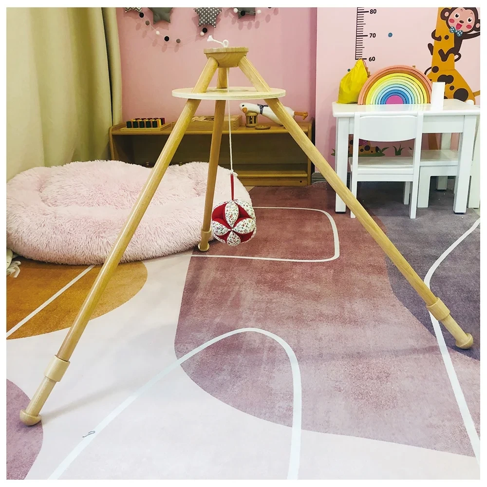 Juguetes de gimnasio móviles Montessori para niños de madera de haya 1