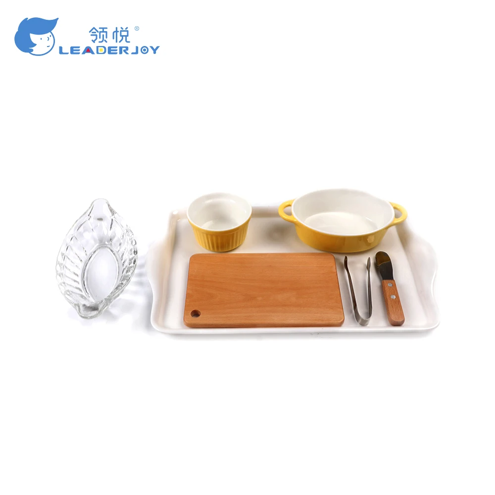 Montessori Banana Serving Activity for Kids 1