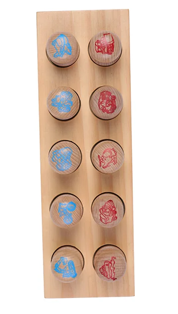 Đồ chơi giáo dục trẻ em bằng gỗ Montessori Tem xe 4
