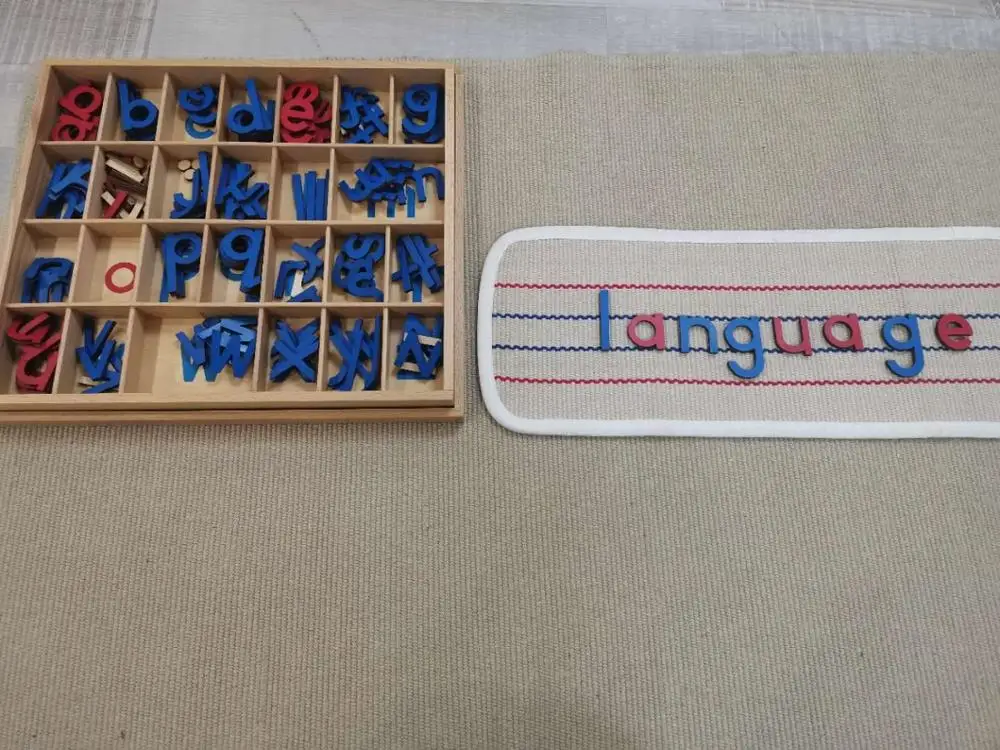 Thảm lót chữ cái bằng gỗ Montessori - Đồ chơi giáo dục 3