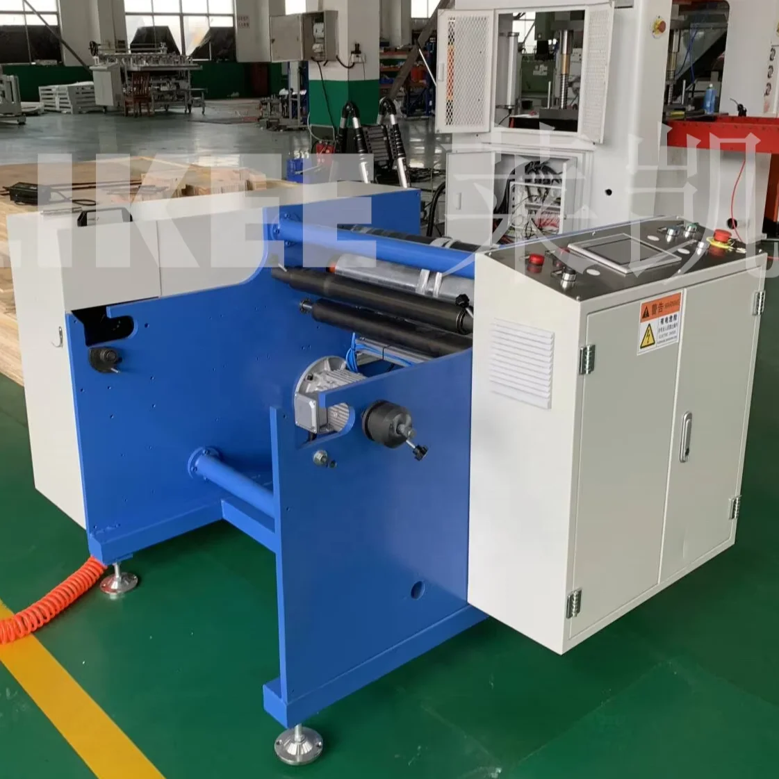 Machine semi-automatique de rembobinage à grande vitesse de petit pain de papier d'aluminium de LK-SR450 facile à prendre et à utiliser 6
