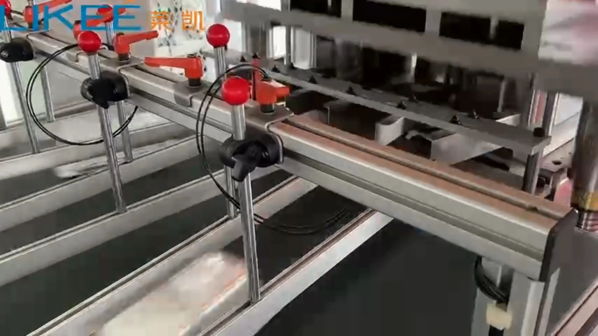 Automatic Aluminum Wrinkle Wall Foil Container Stamping Multi-cavity Aluminum Foil Container Tools 1