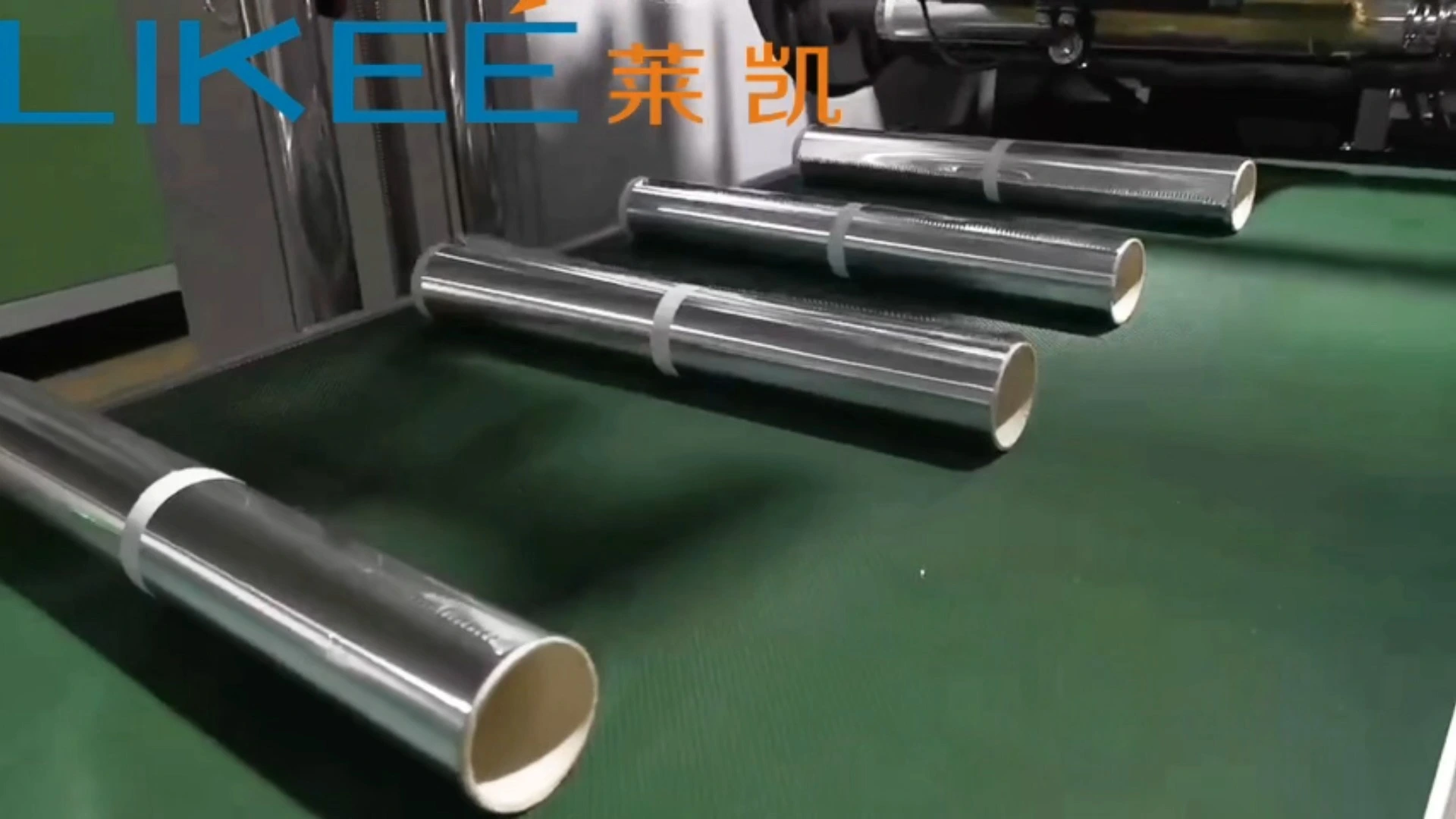 Fast Speed House Foil Baking Paper Rewinding Machine Automatic Slitting And Electrical Siemens Motor 1