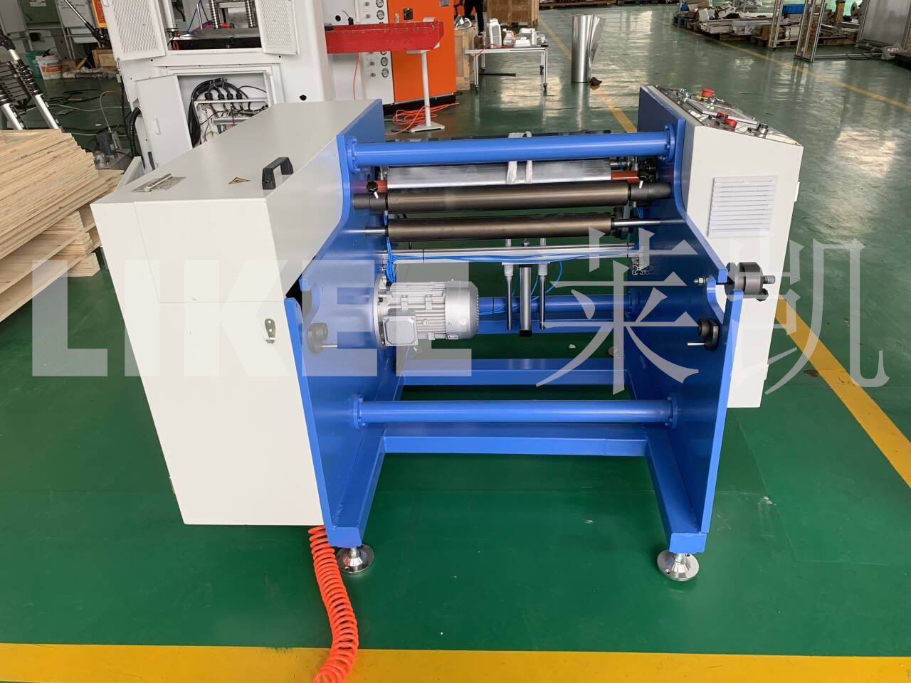High Quality Lk-sr450 Semi-automatic Aluminum Foil Rewinding Machine Made In China With After-sales Service 1
