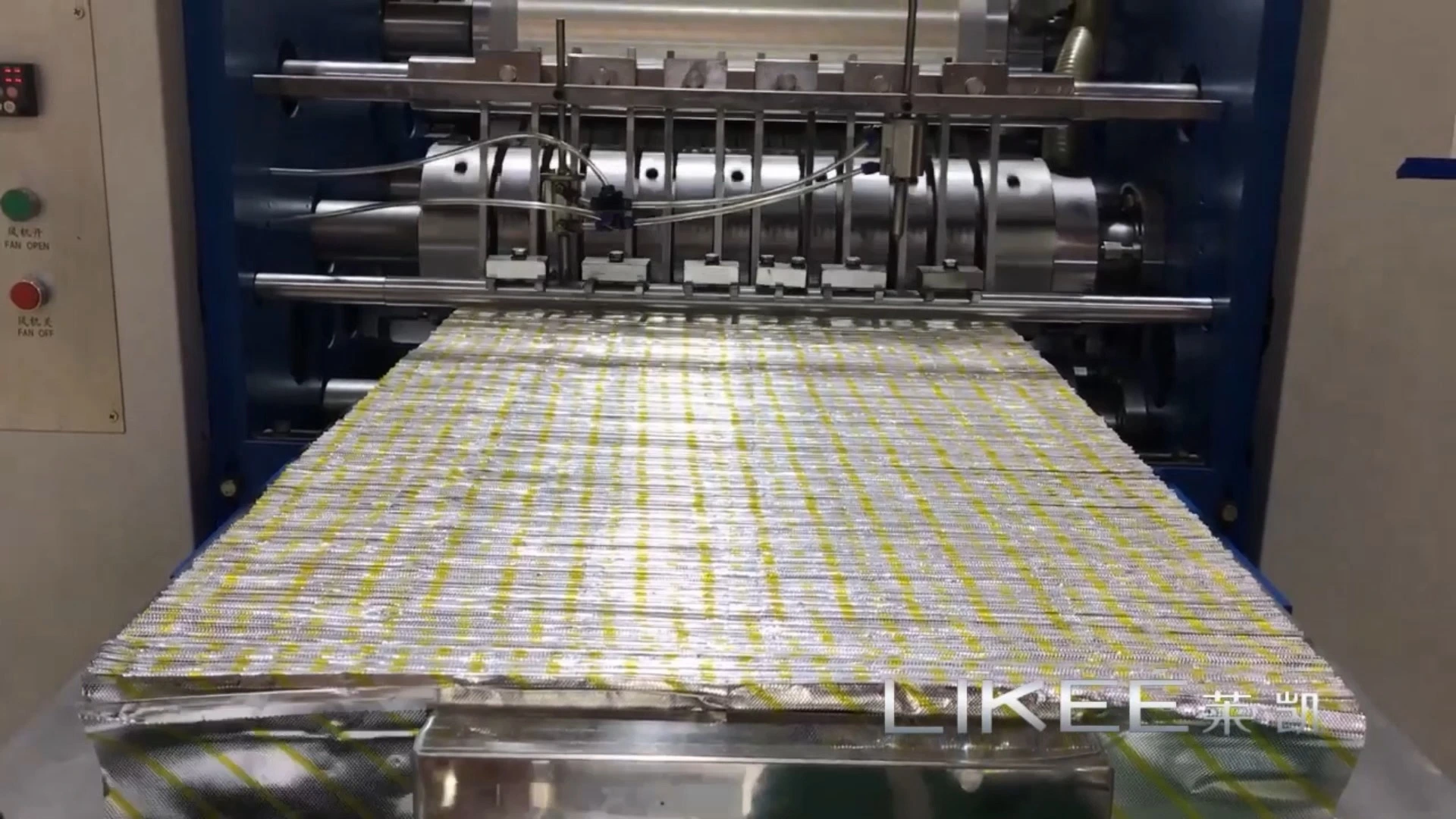 Automatic High Speed Aluminum Foil Pop-up Paper Sheets Folding Machine 1