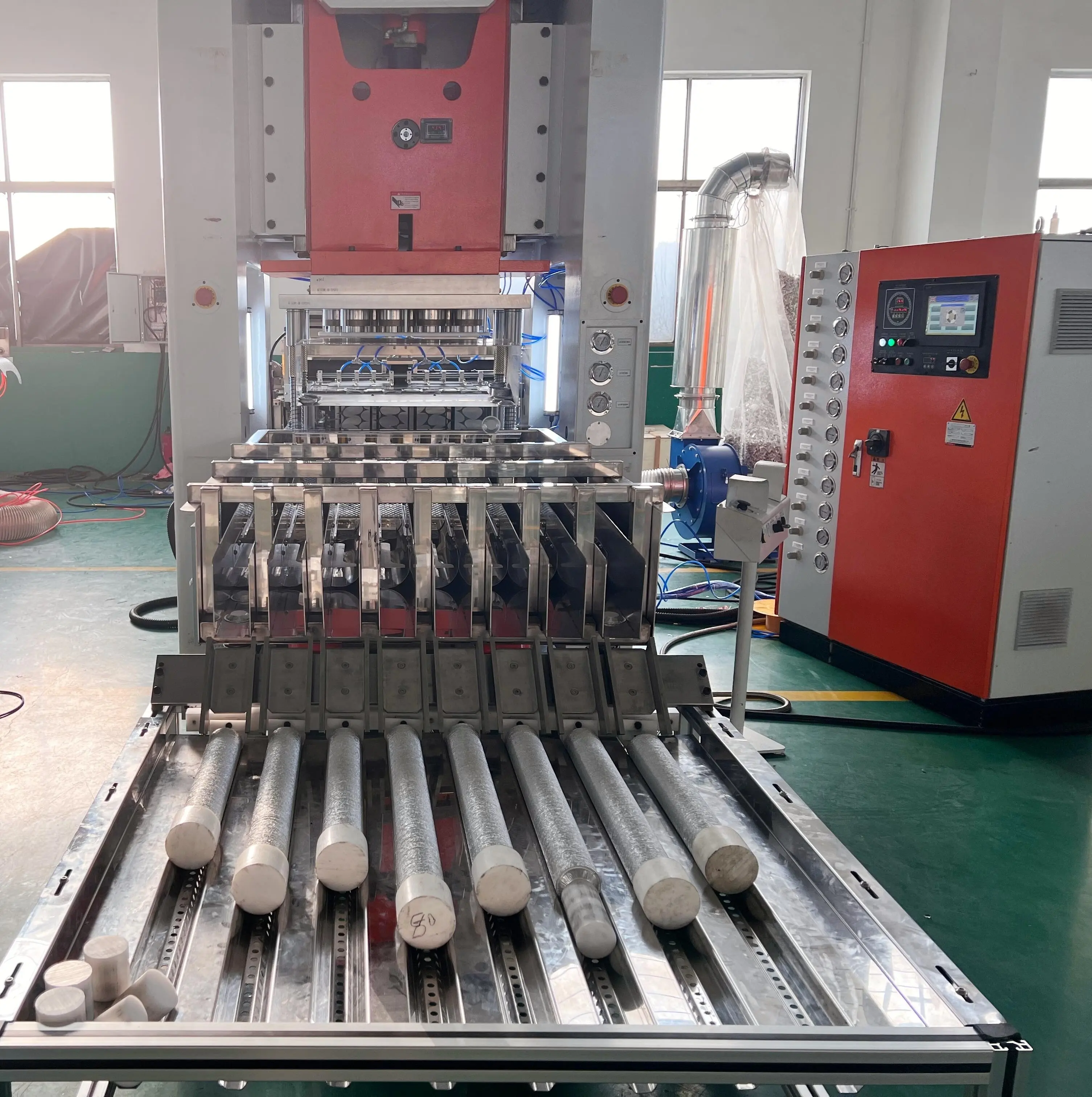Aluminium Foil Container Making Machine LIKEE - - LIKEE 5