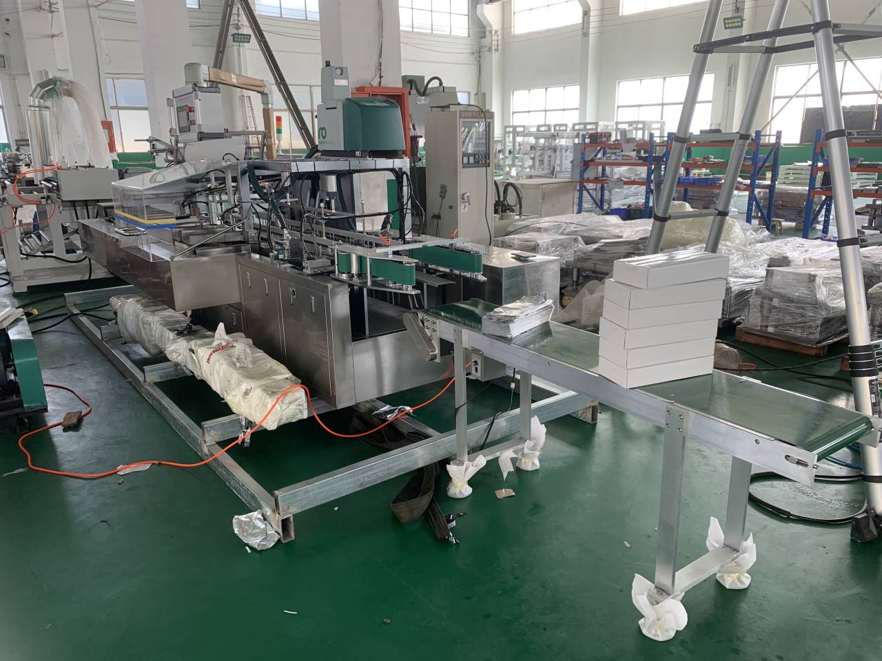 Máquina de envasado de rollos pequeños de papel de aluminio LK-C500. Original de fábrica o para uso doméstico en cocinas y servicios de catering. 4