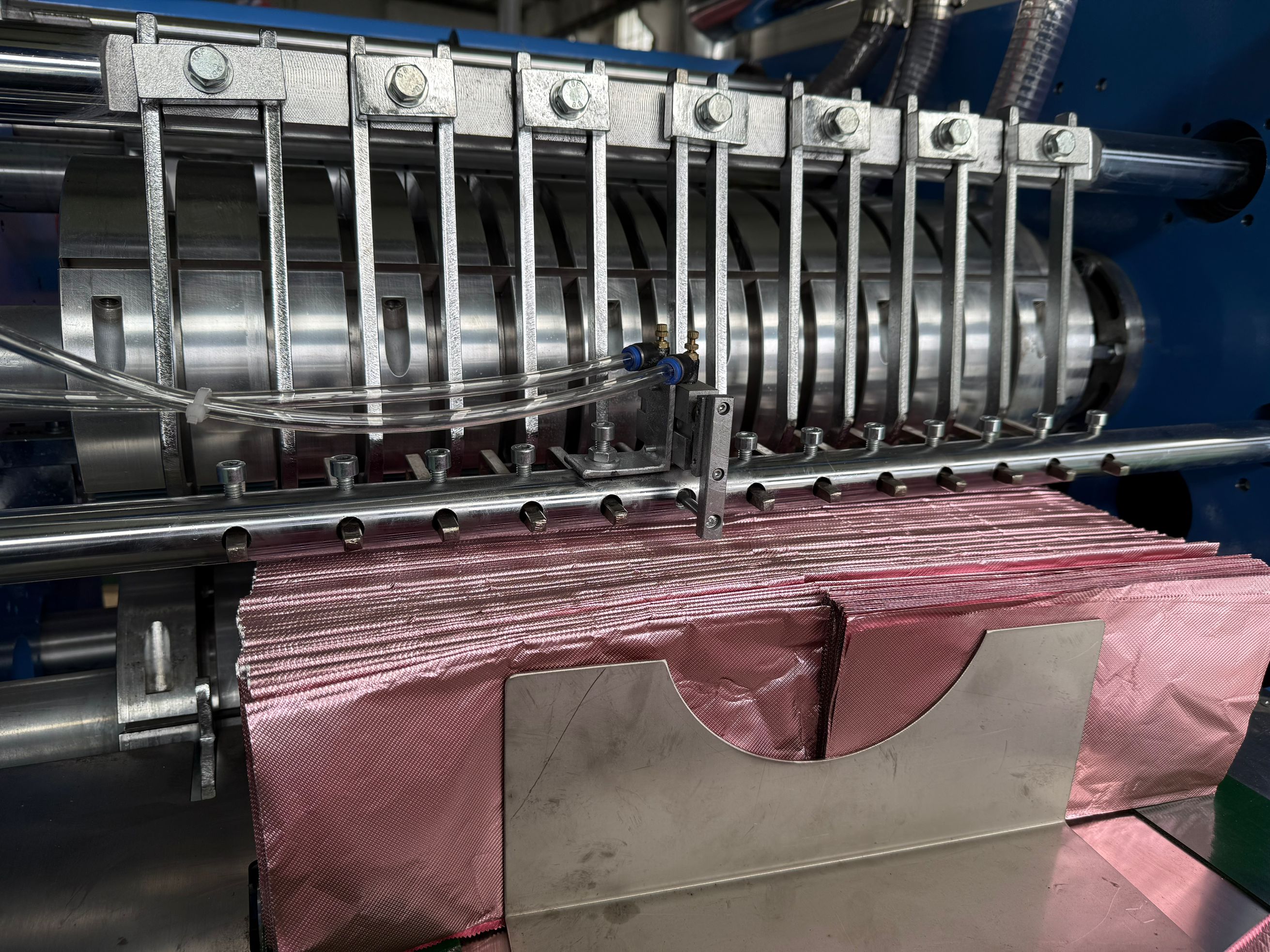 Fábrica de máquinas automáticas para desplegar láminas de papel de aluminio para peluquería 4